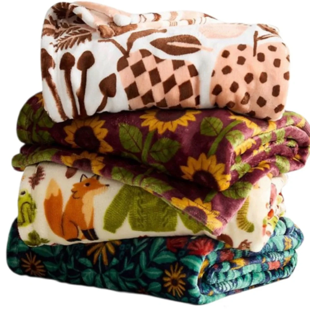The Big One “Fall Icons” Oversized Supersoft Printed Plush Throw Blanket (NWT)